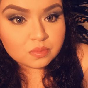 Meet your Posher, Abigail